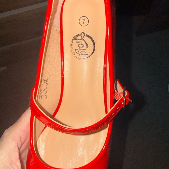 Trary Red Mary Jane Heels - Picture 5 of 8